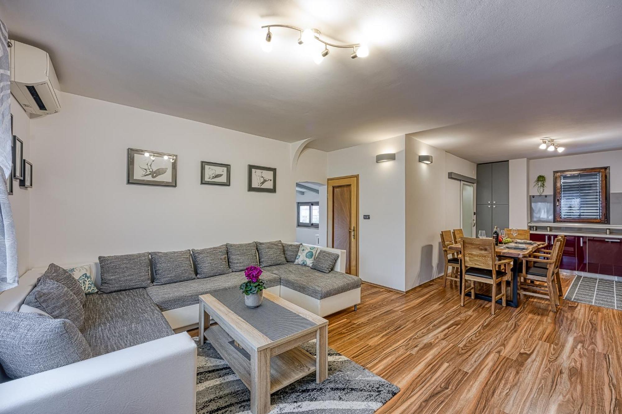 Apartments Suki Ровинь Экстерьер фото